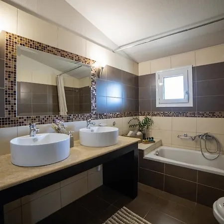 Rock State View - Unique Overlooking Meteora Flat Lejlighed *