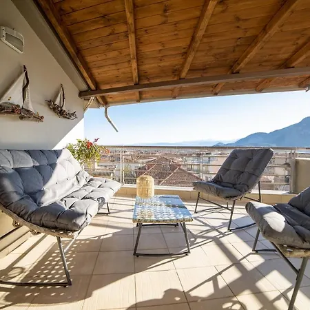 アパート Rock State View - Unique Overlooking Meteora Flat カランバカ