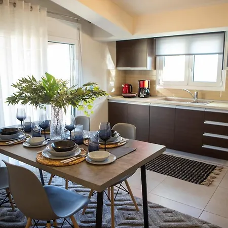 Rock State View - Unique Overlooking Meteora Flat カランバカ