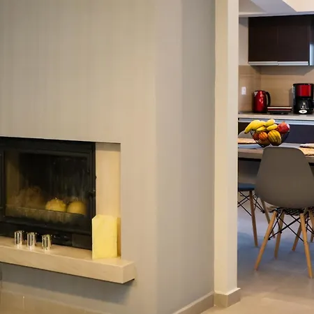 Rock State View - Unique Overlooking Meteora Flat アパート *