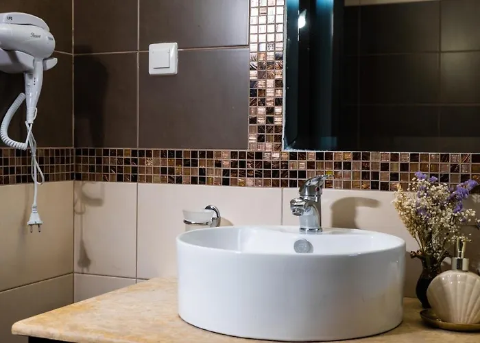 Rock State View - Unique Overlooking Meteora Flat Apartman *