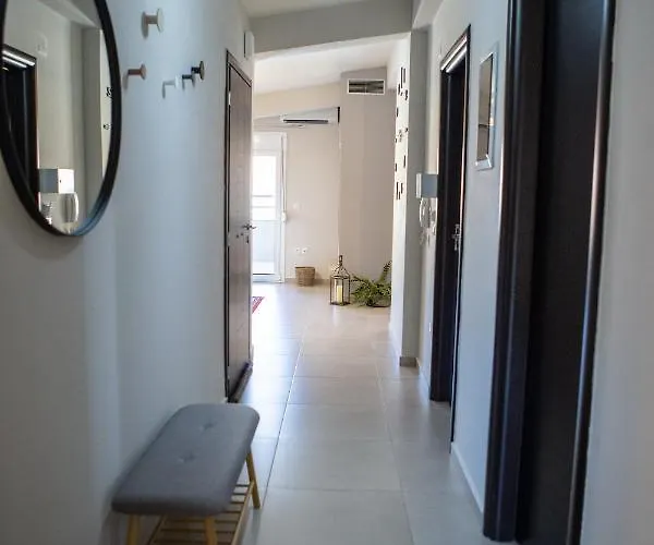 Rock State View - Unique Overlooking Meteora Flat Apartman Kalambáka