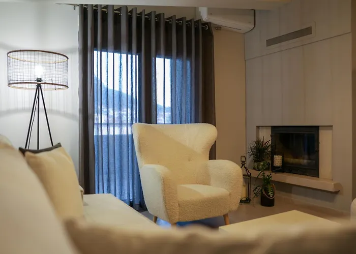 アパート Rock State View - Unique Overlooking Meteora Flat